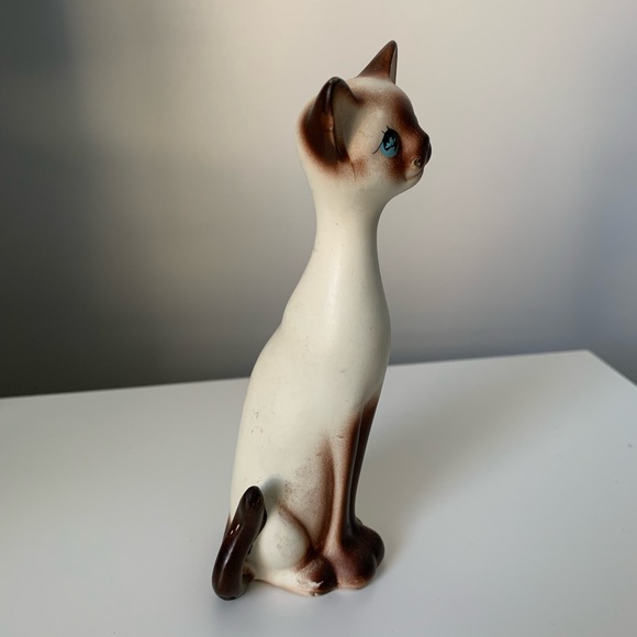 Vintage Kitsch Siamese Ceramic Cat Figurine - Picture 3 of 10